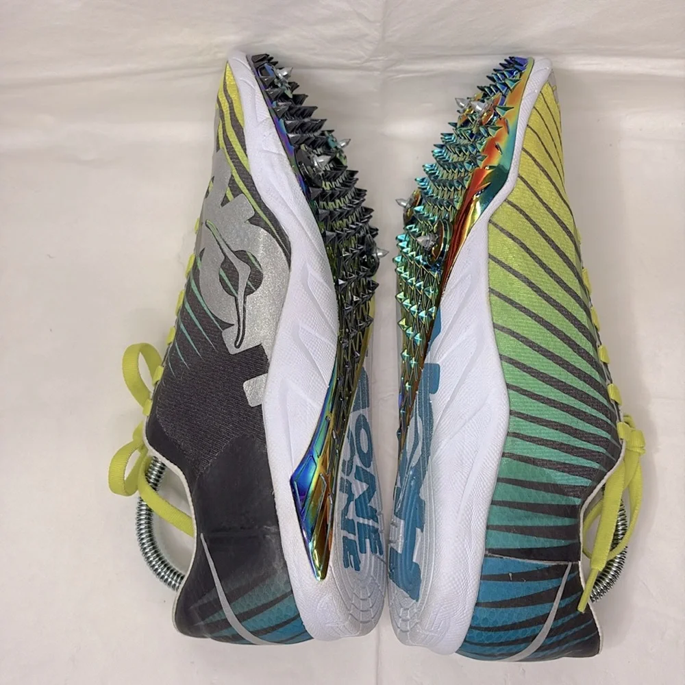 Hoka One One hoka one